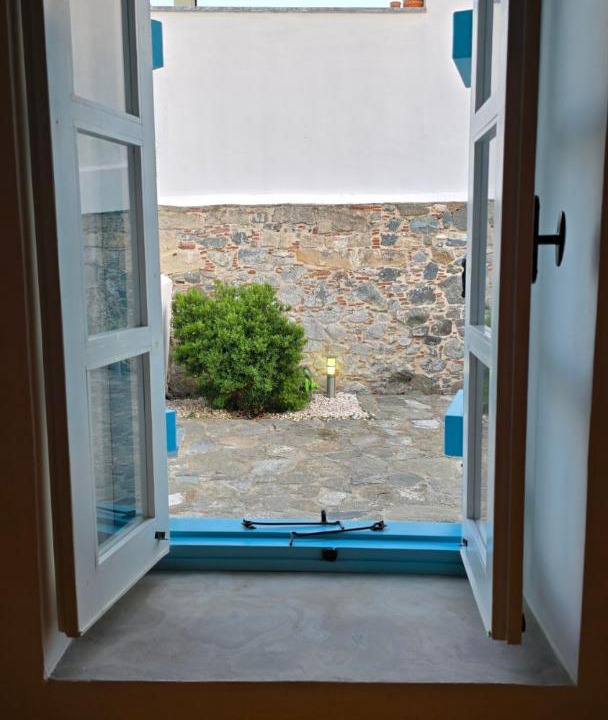 Photo of Patio Balcony in Pelentri