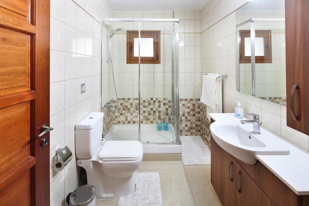 Photo of Bathroom in Agios Tychon