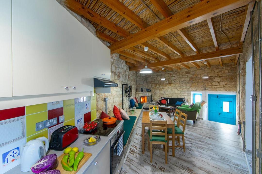 Photo of Kitchen in Pano Arodhes