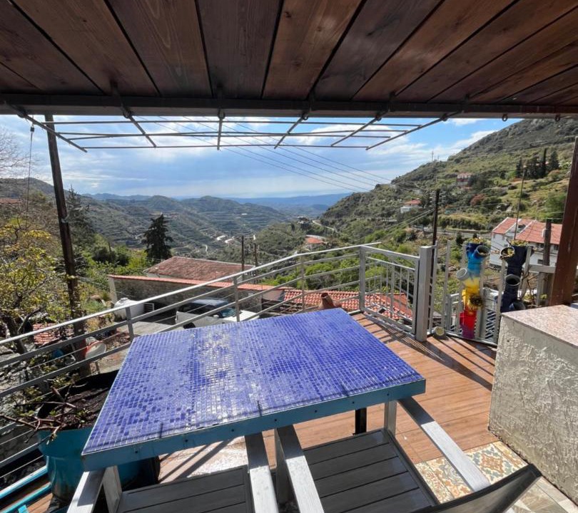 Photo of Patio Balcony in Odou