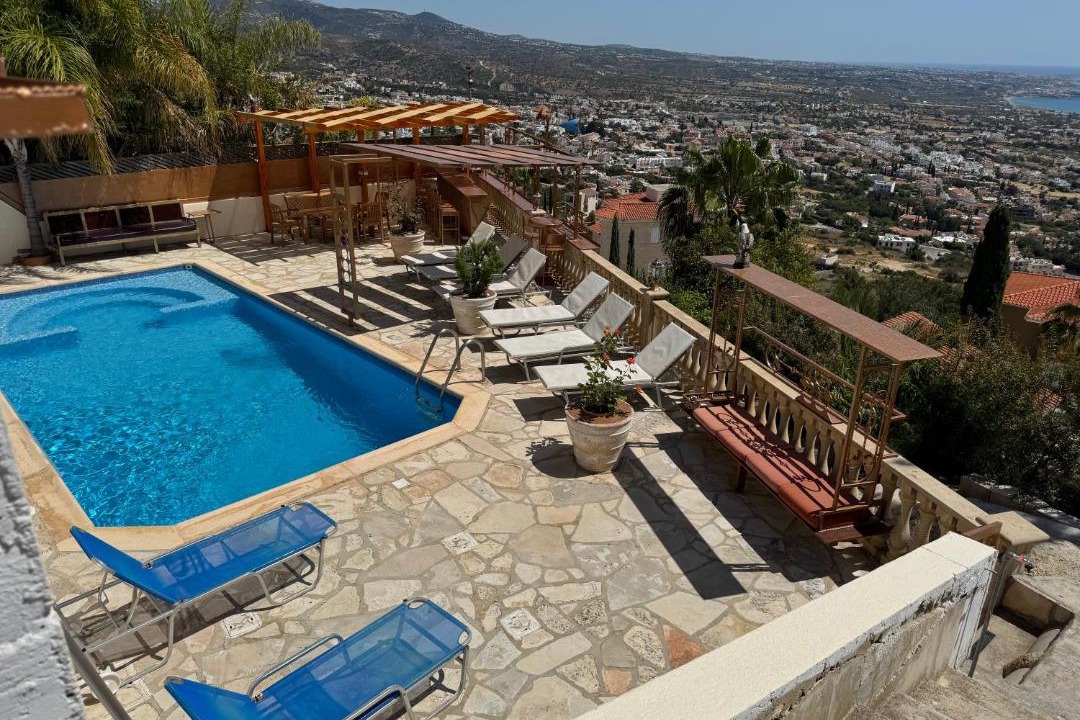 Photo of Patio Balcony in Peyia Town