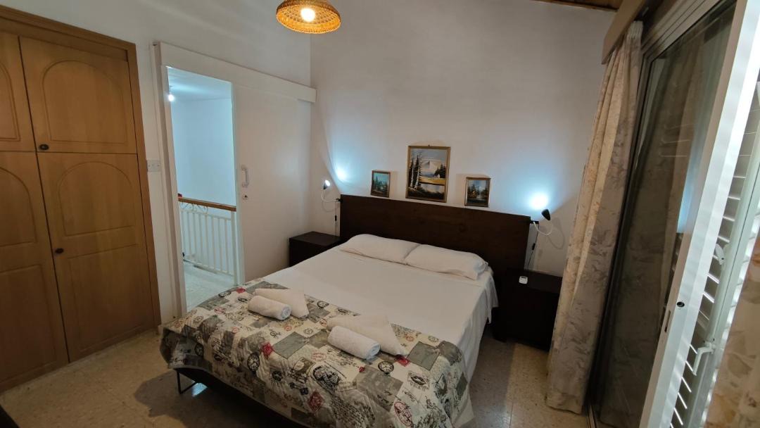 Photo of Bedroom in Pervolia