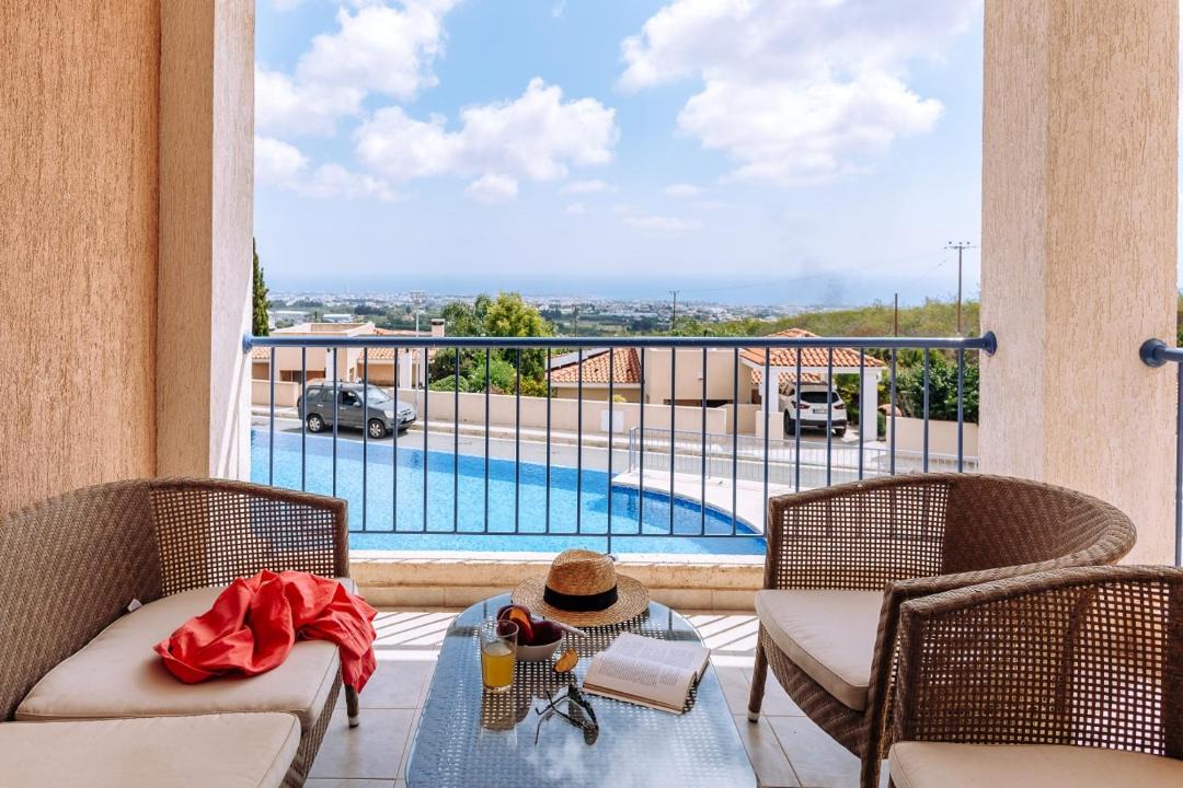 Photo of Patio Balcony in Tremithousa