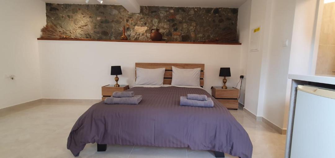Photo of Bedroom in Pelentri