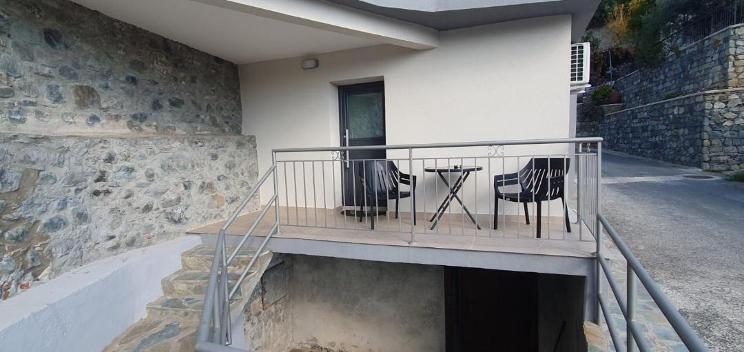 Photo of Patio Balcony in Pelentri