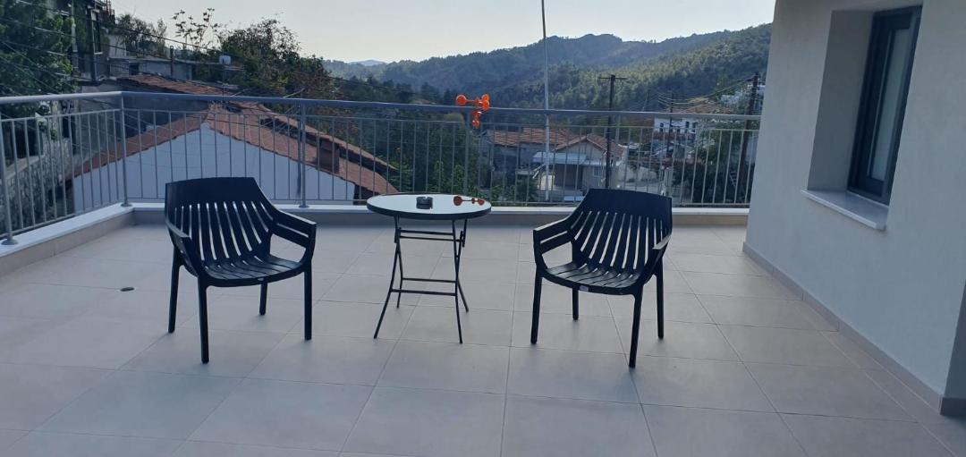 Photo of Patio Balcony in Pelentri