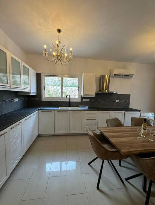 Photo of Kitchen in Pano Arodhes