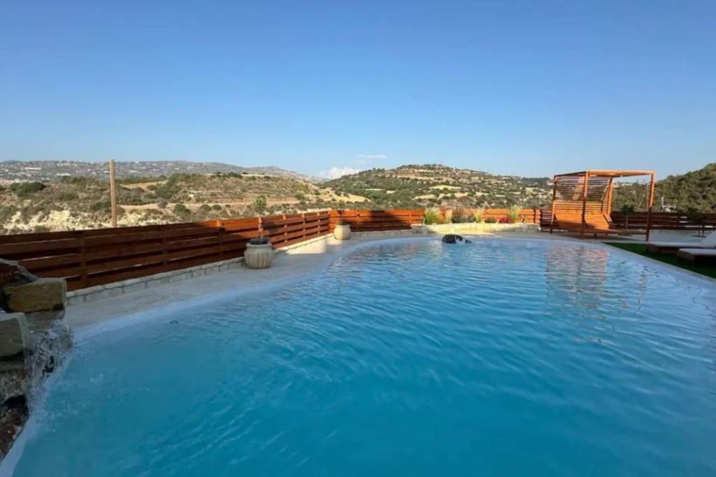 Photo of Others in Pano Arodhes