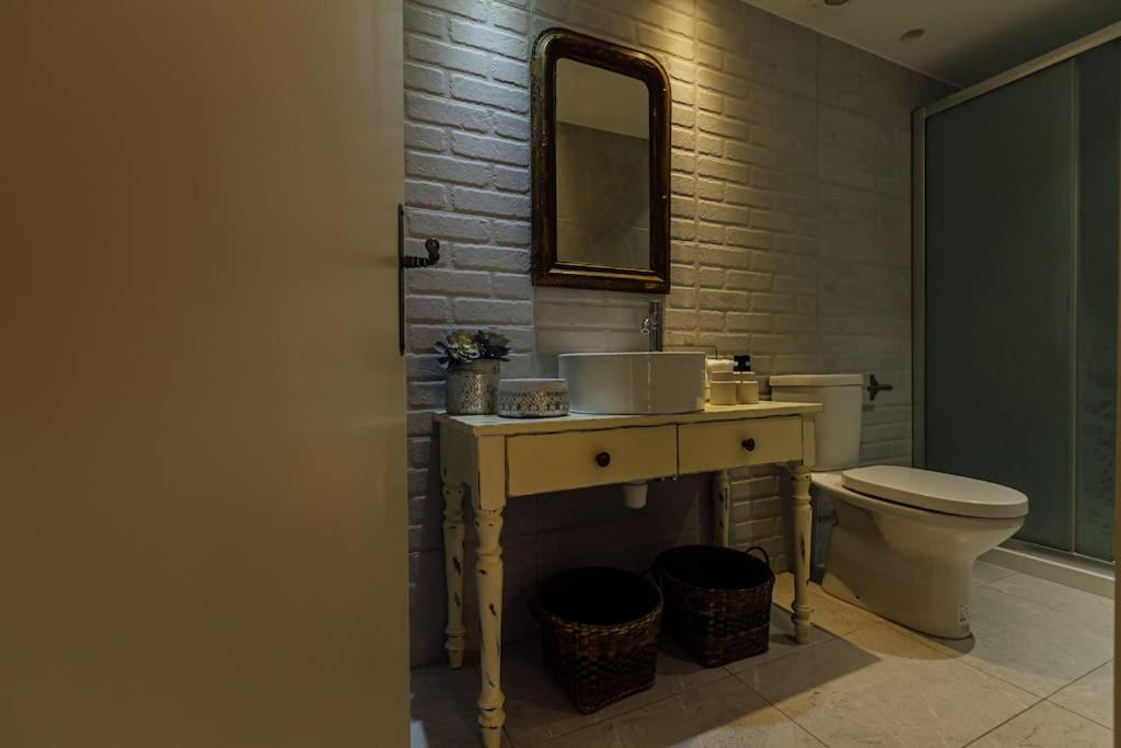 Photo of Bathroom in Vasa Koilaniou