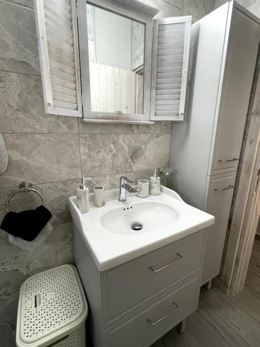 Photo of Bathroom in Chlorakas
