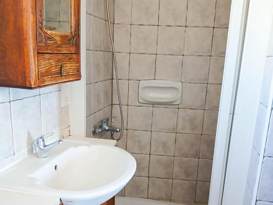 Photo of Bathroom in Skarinou