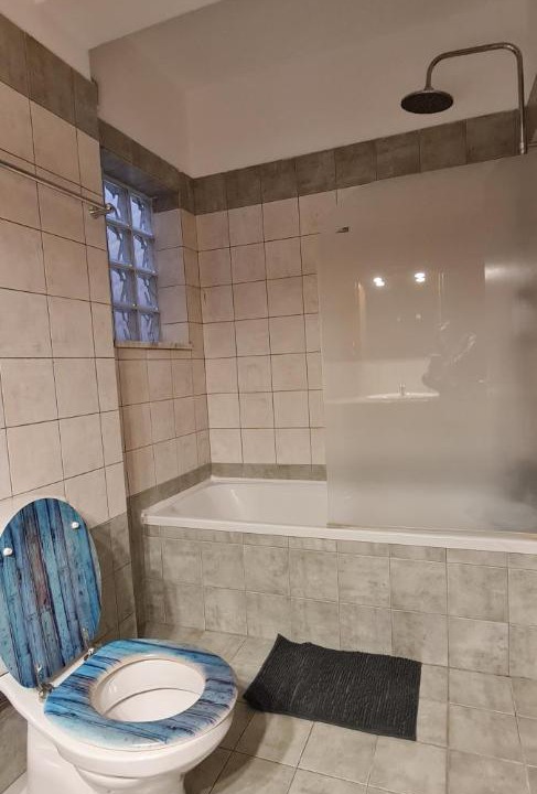 Photo of Bathroom in Latsia