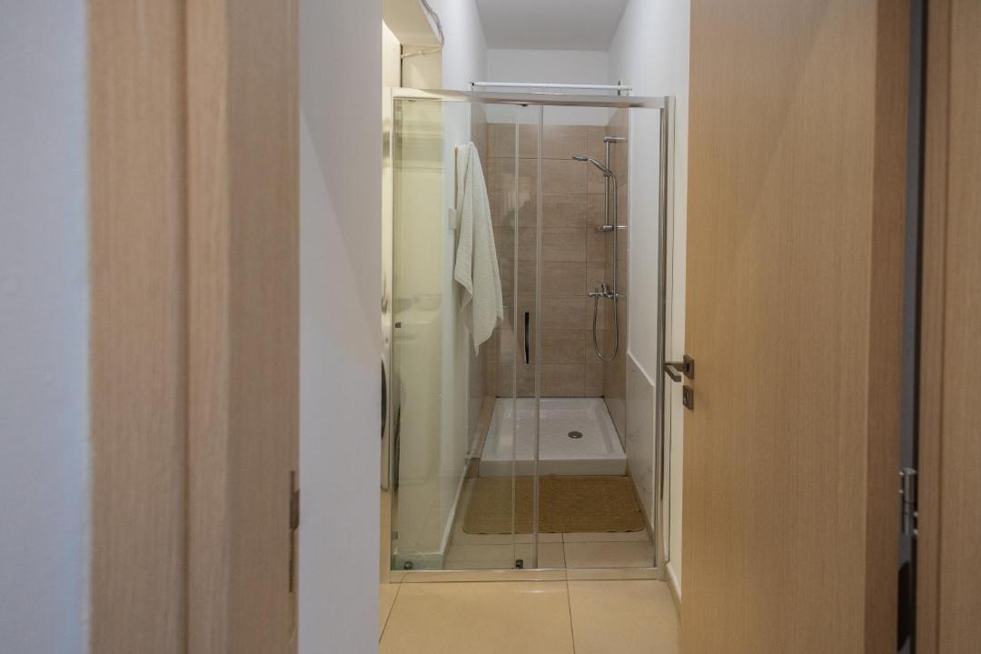 Photo of Bathroom in Neapolis