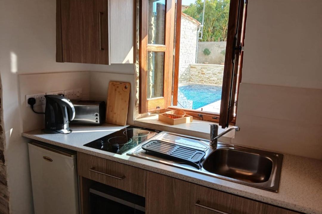 Photo of Kitchen in Skarinou