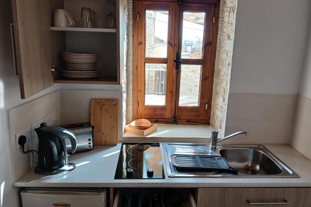 Photo of Kitchen in Skarinou