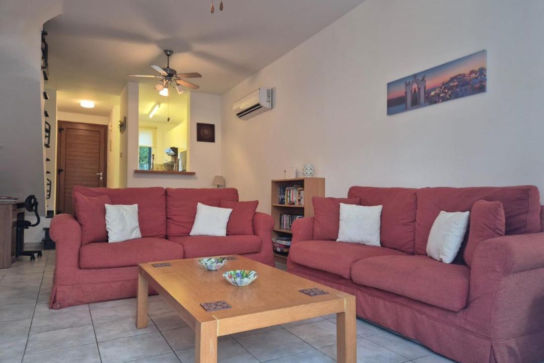Photo of Livingroom in Peyia Town