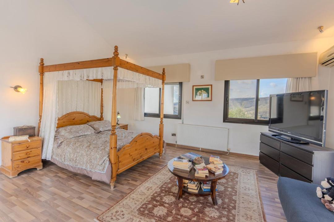 Photo of Bedroom in Foinikaria