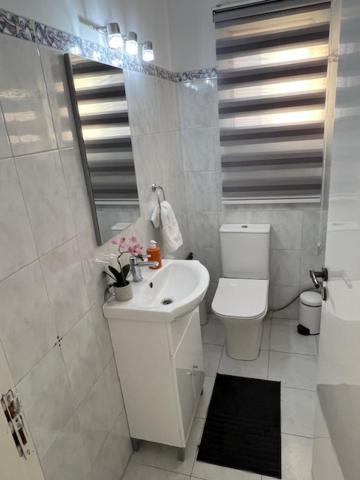 Photo of Bathroom in Acropolis