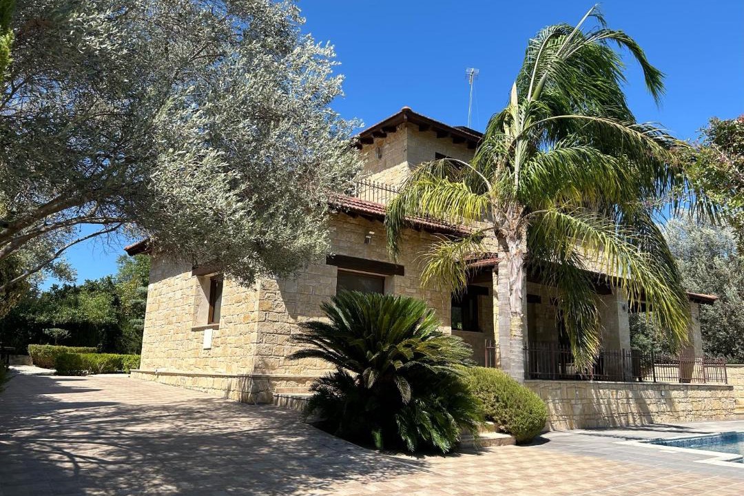 Photo of Buildings in Miliou