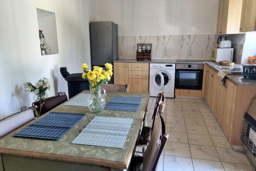 Photo of Kitchen in Salamiou