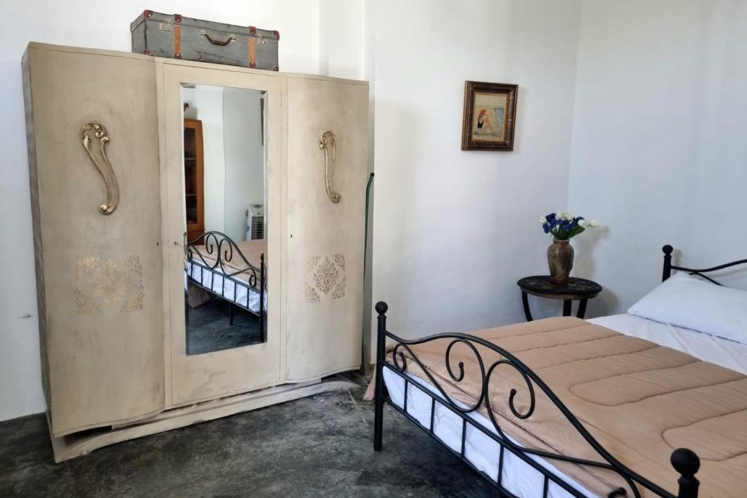 Photo of Bedroom in Salamiou