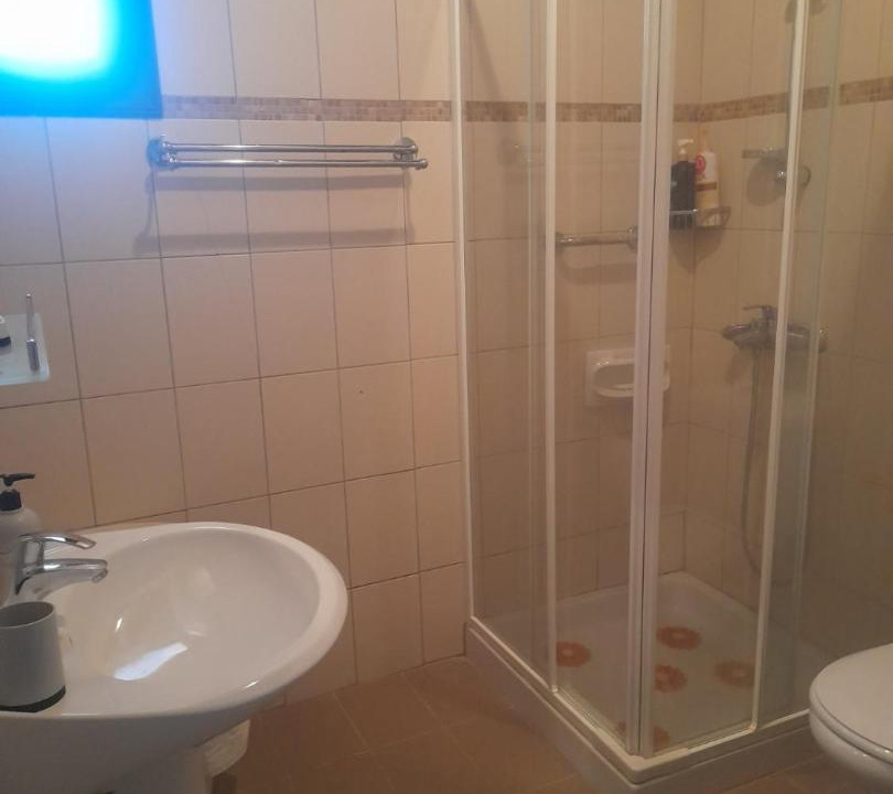 Photo of Bathroom in Giolou