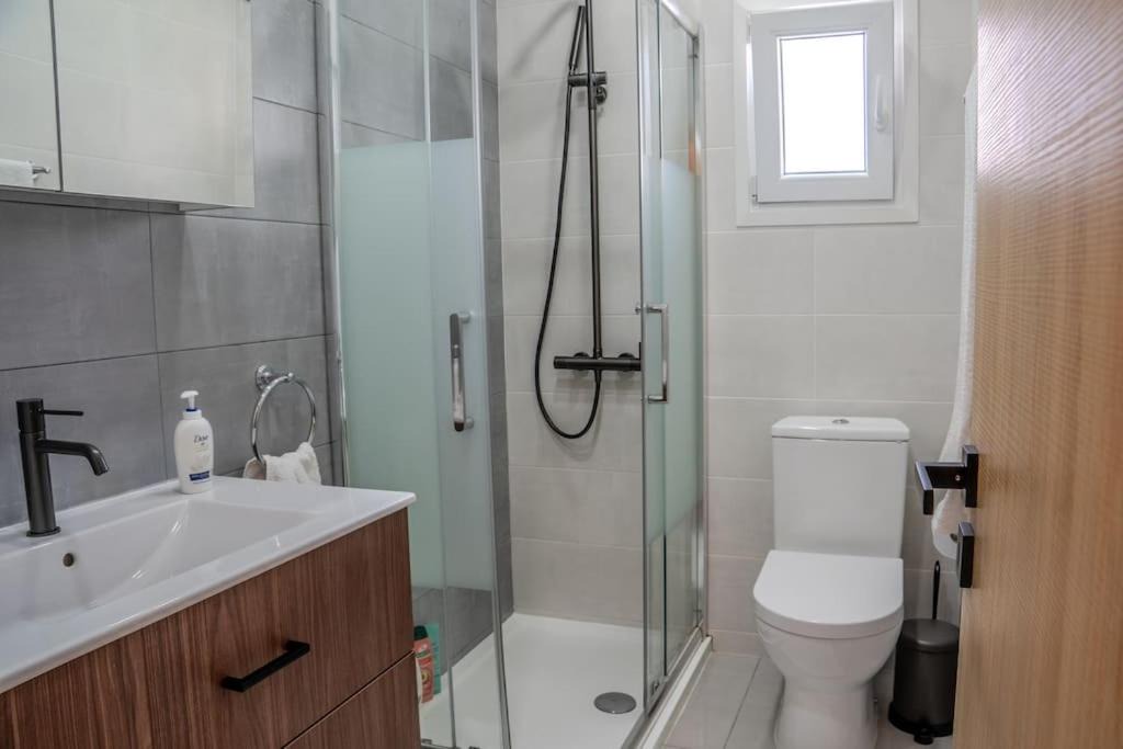 Photo of Bathroom in Neapolis