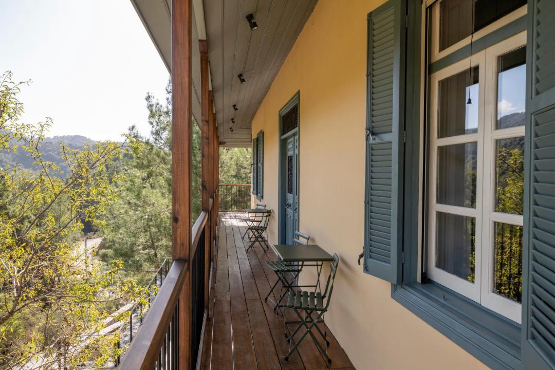Photo of Patio Balcony in Treis Elies