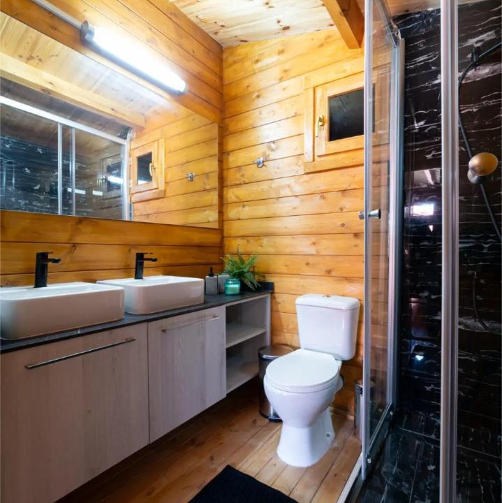 Photo of Bathroom in Lofou