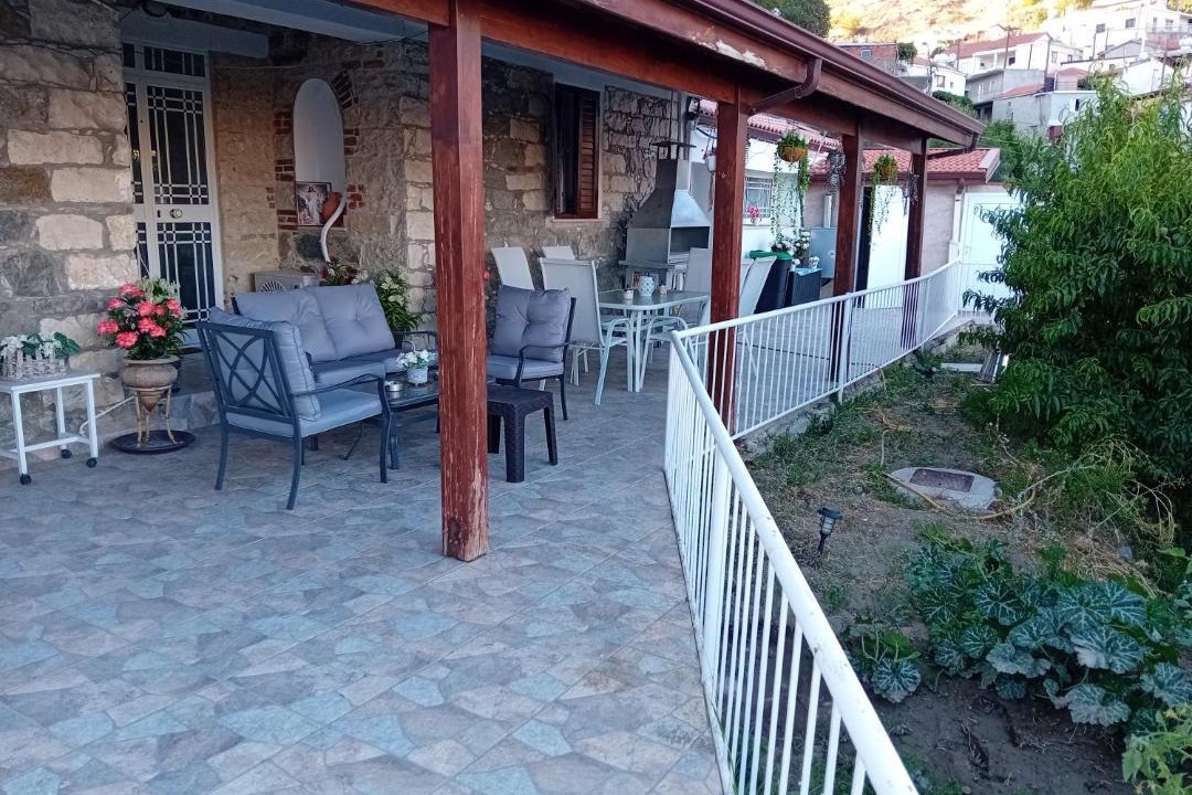 Photo of Patio Balcony in Pelentri