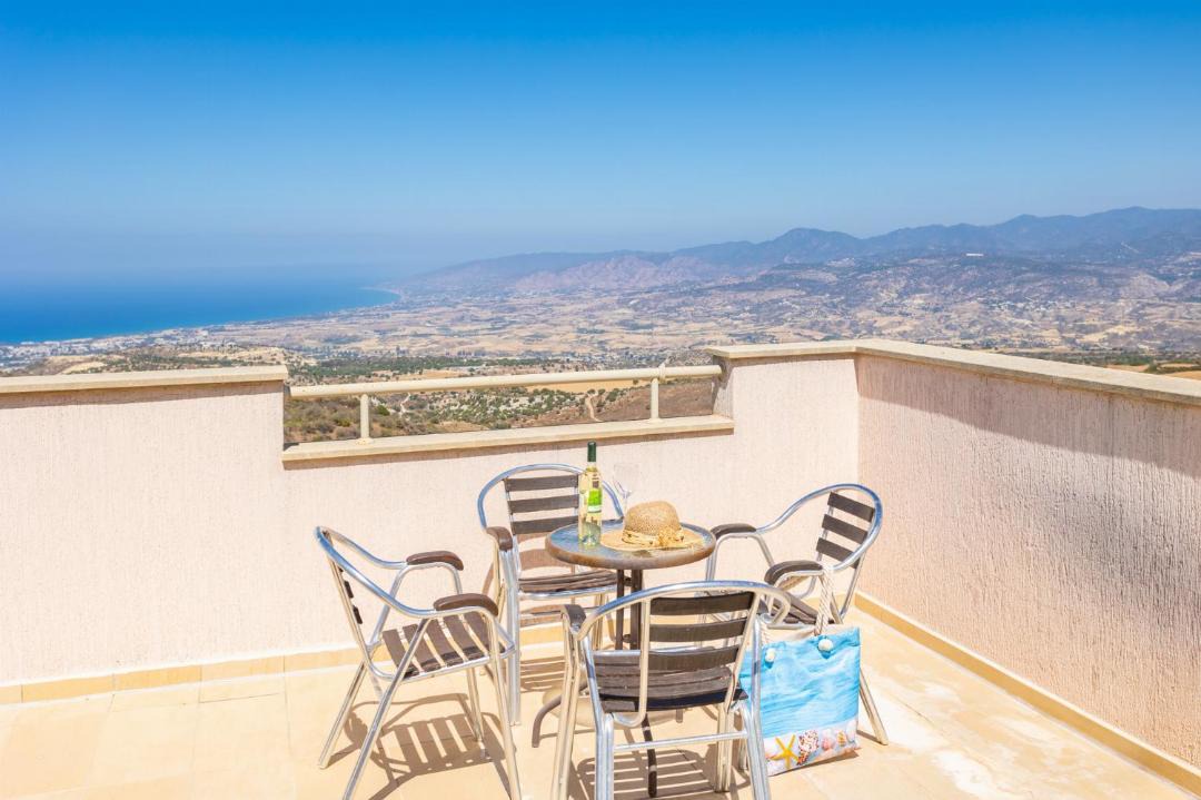Photo of Patio Balcony in Droushia