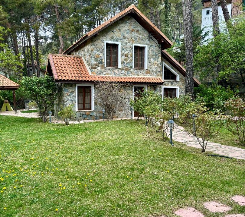 Photo of Others in Platres