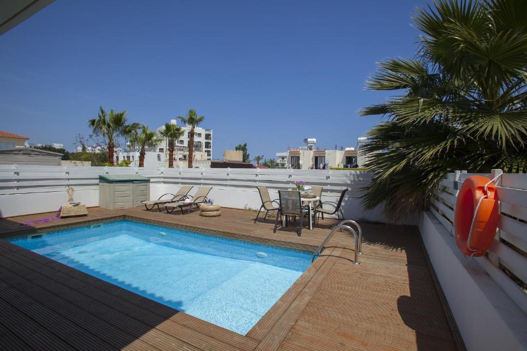 Photo of Outdoor in Pernera
