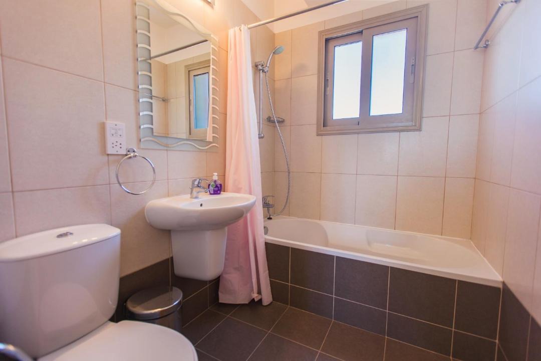 Photo of Bathroom in Droushia