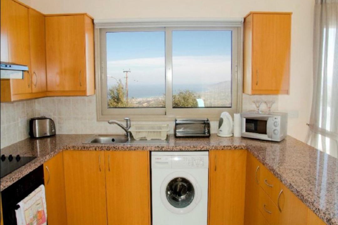 Photo of Kitchen in Droushia