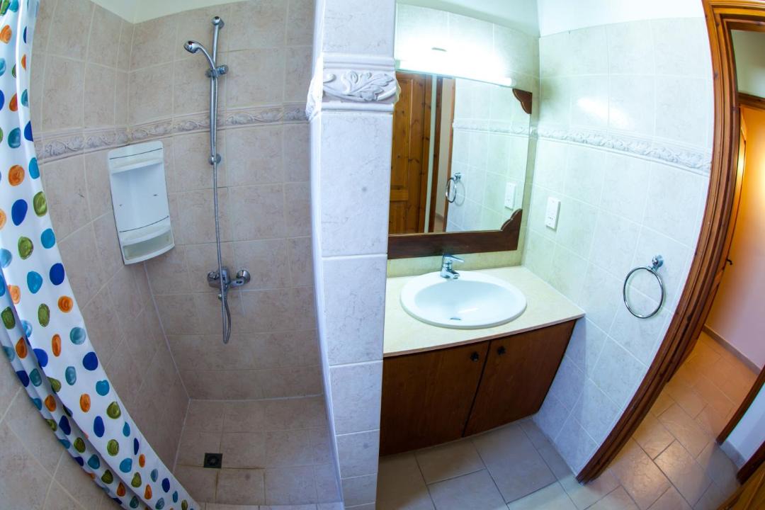 Photo of Bathroom in Prodromi