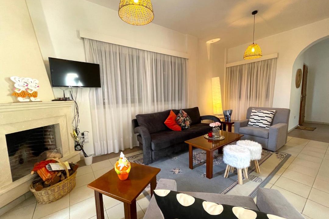 Photo of Livingroom in Pomos