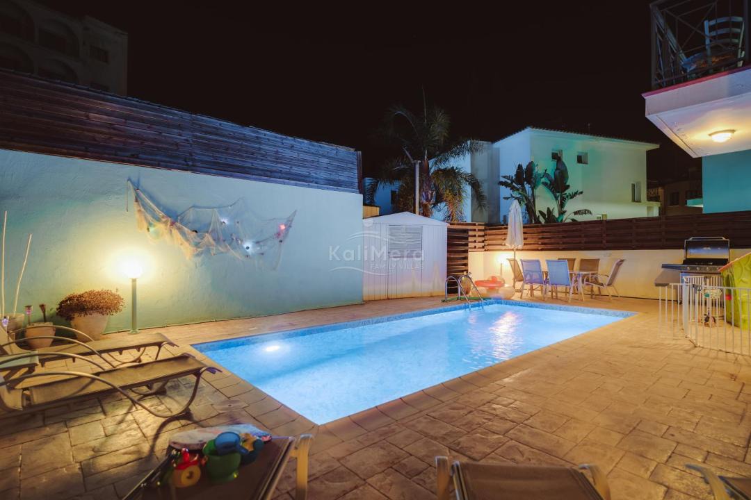 Photo of Patio Balcony in Pernera