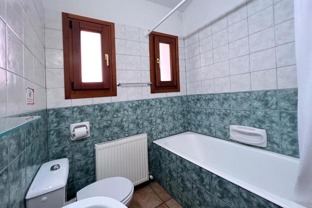 Photo of Bathroom in Platres