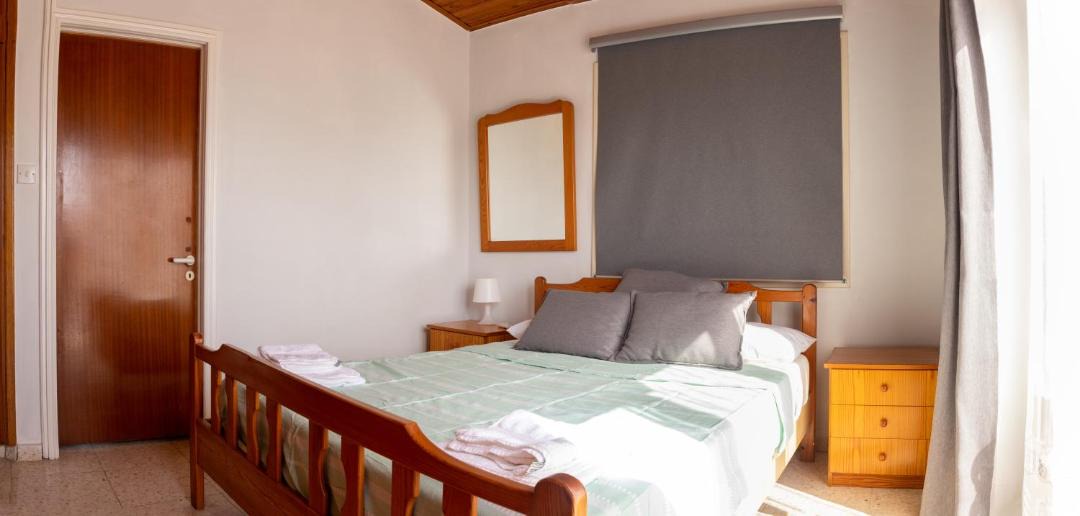 Photo of Bedroom in Meneou