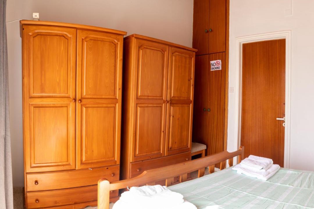 Photo of Bedroom in Meneou