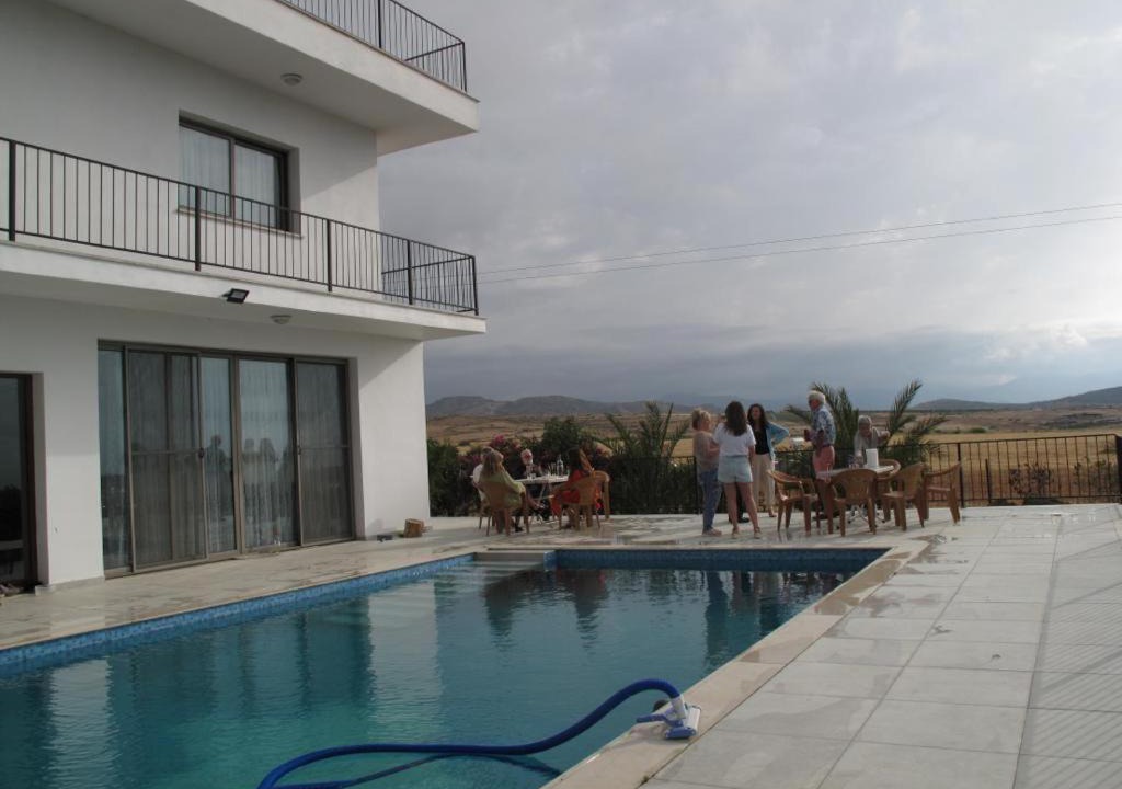 Photo of Others in Elia