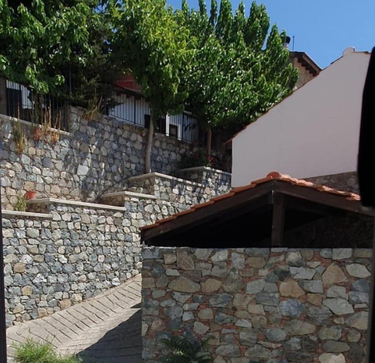 Photo of Buildings in Pelentri