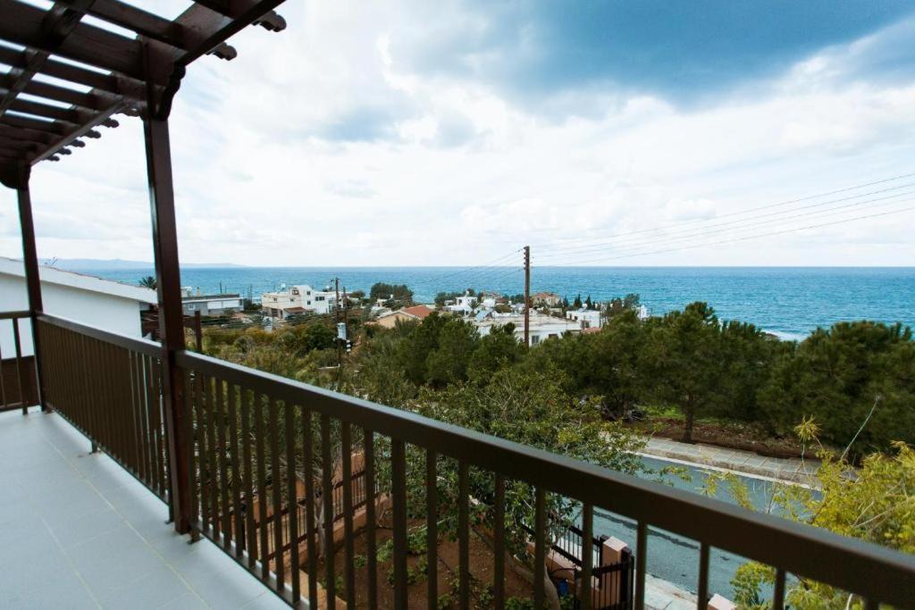 Photo of Patio Balcony in Pomos