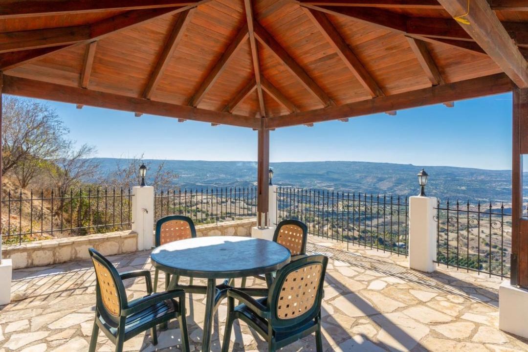 Photo of Patio Balcony in Pano Arodhes