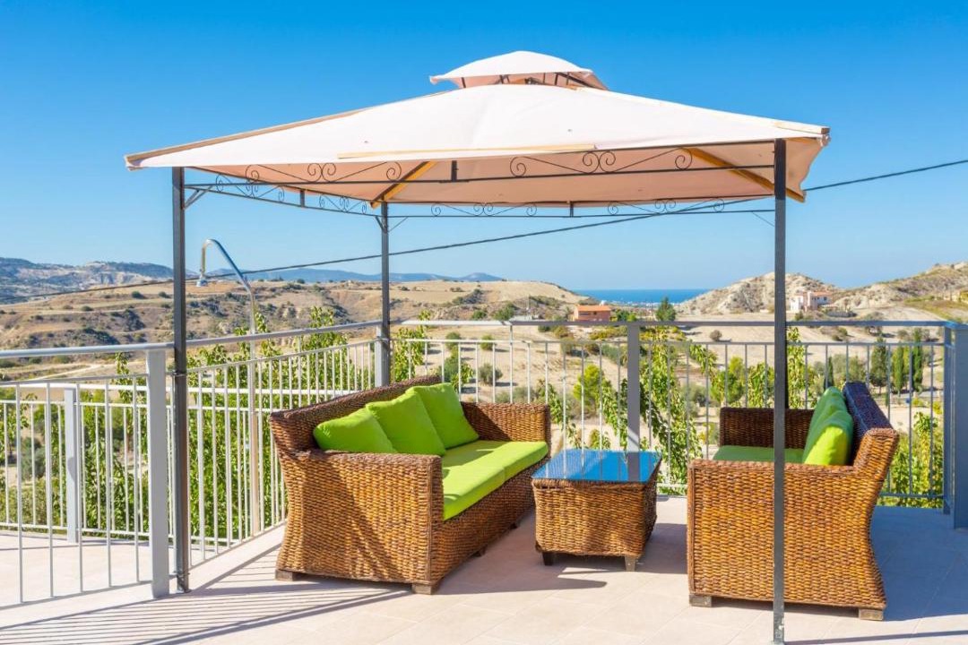 Photo of Patio Balcony in Pano Arodhes