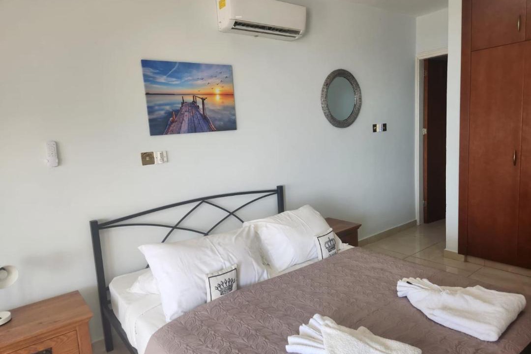 Photo of Bedroom in Peyia Town