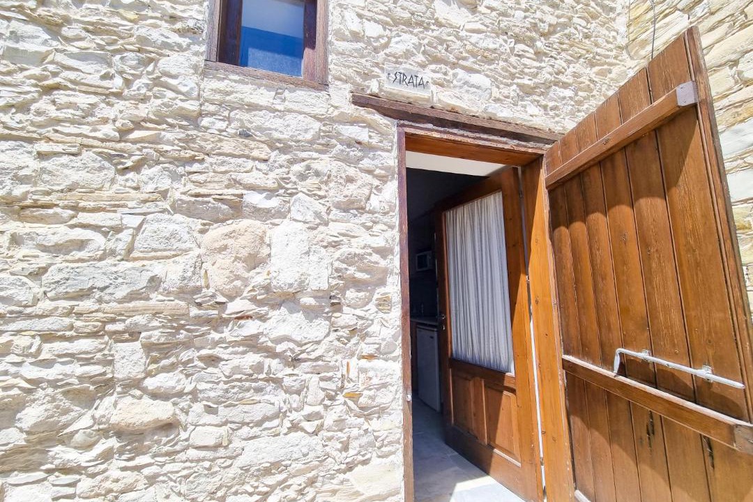 Photo of Buildings in Skarinou