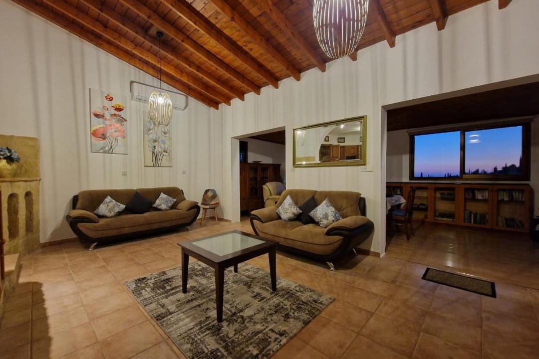 Photo of Livingroom in Tala
