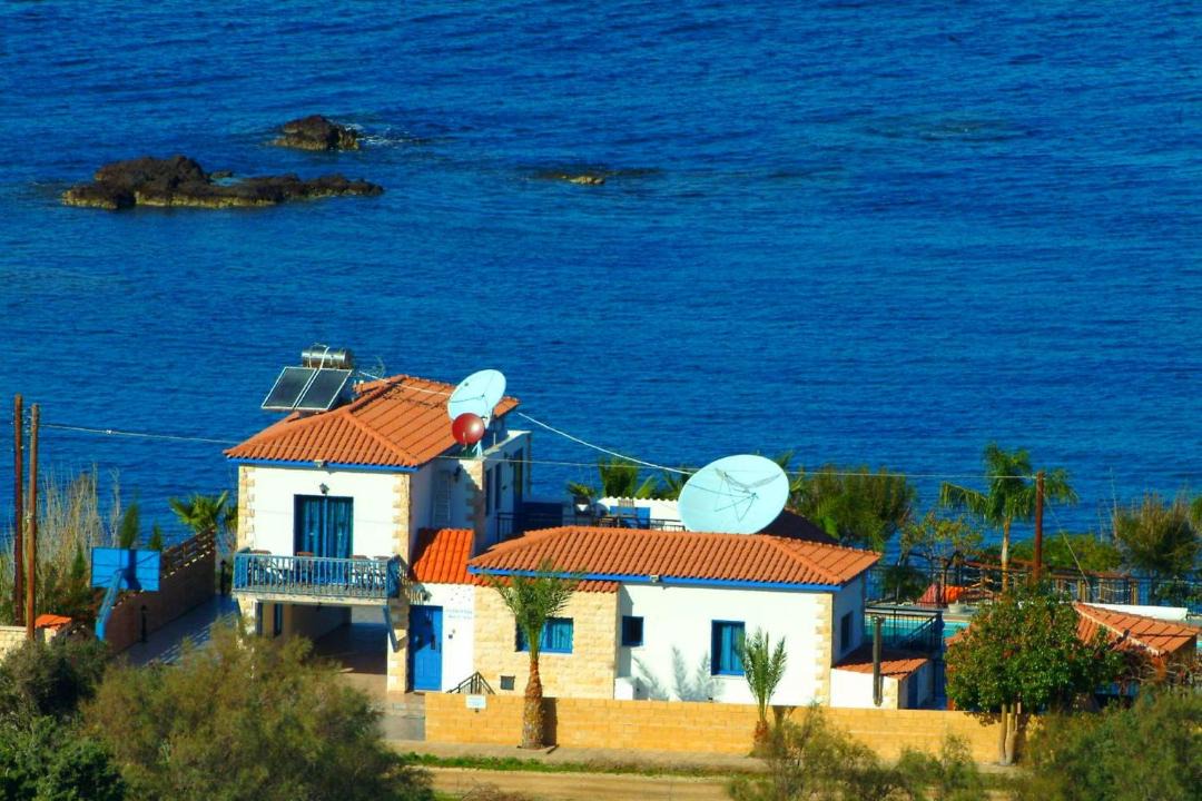 Photo of Others in Pomos